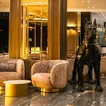 Royal فندق بلوفديف