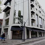 Royal Hotel