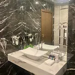 Royal Hotel 5*
