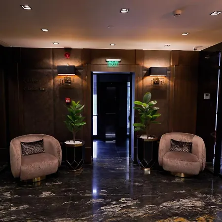 Отель Royal 5*