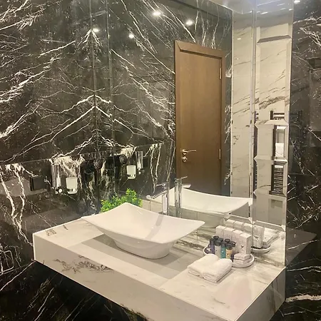 Royal ホテル 5*